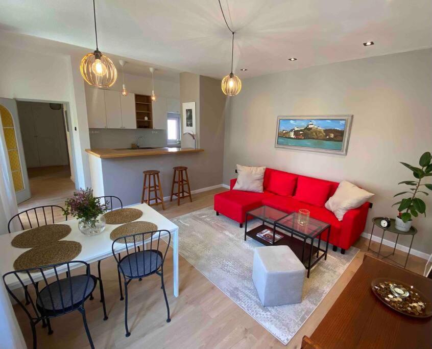 Apartman Teri Apartment Trencin Bagian luar foto